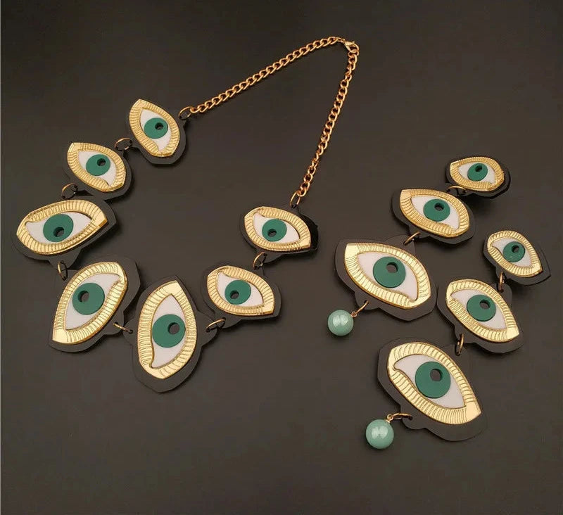 Green Eyes Earrings & Necklace Set