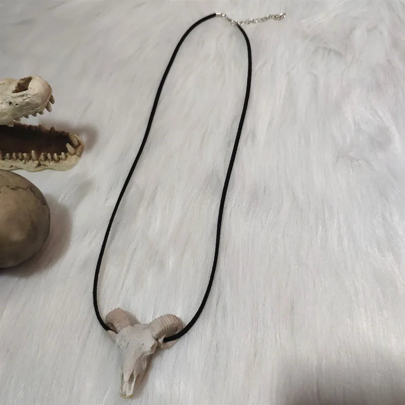 Ram Skull Necklace - Floral Fawna