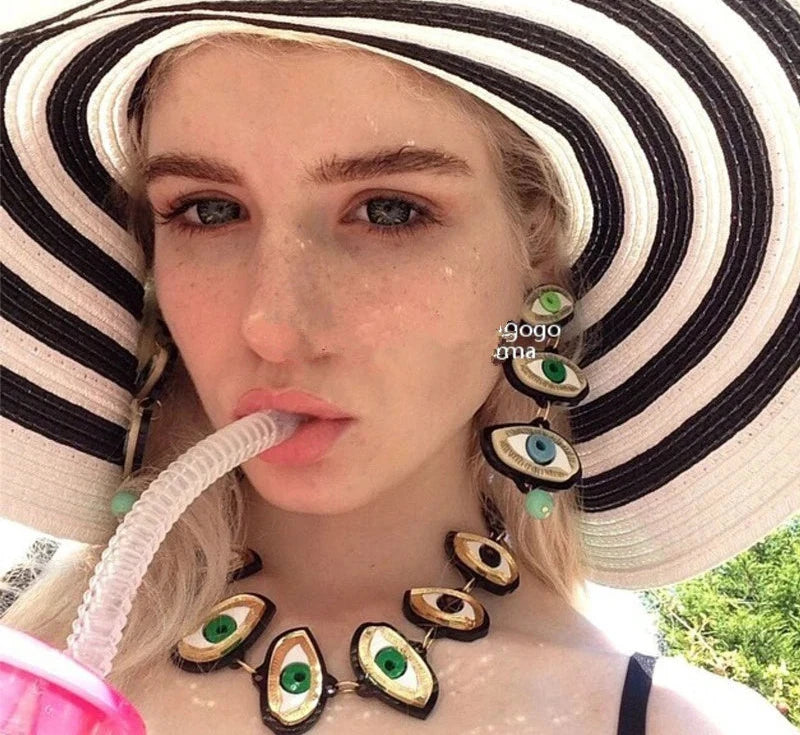 Green Eyes Earrings & Necklace Set