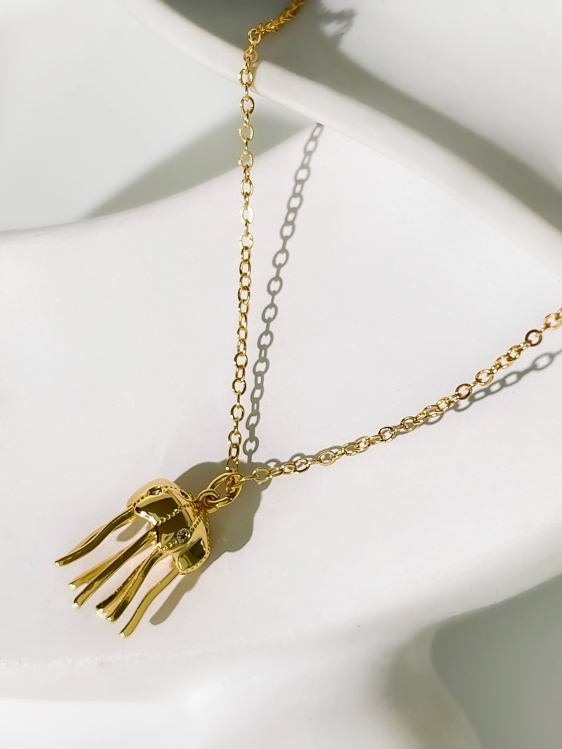 18K Gold Plated Jellyfish Necklace - Floral Fawna