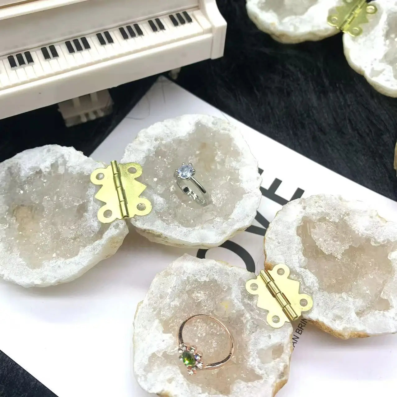 Crystal Cave Jewellery Box & Ring - Floral Fawna