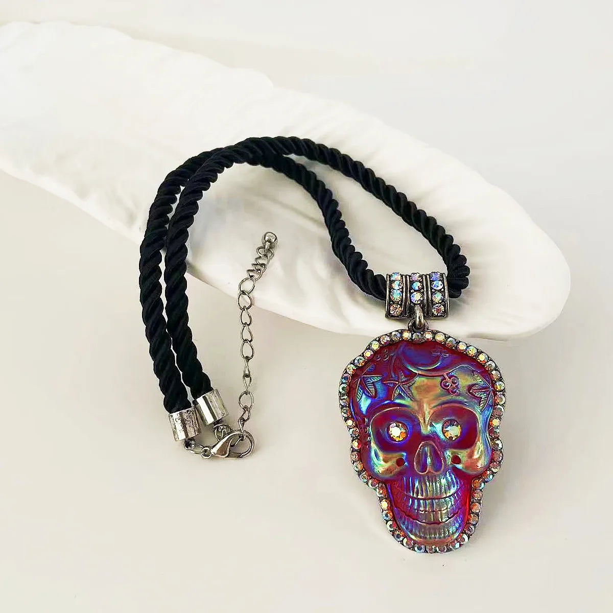 Skull Rope Necklace