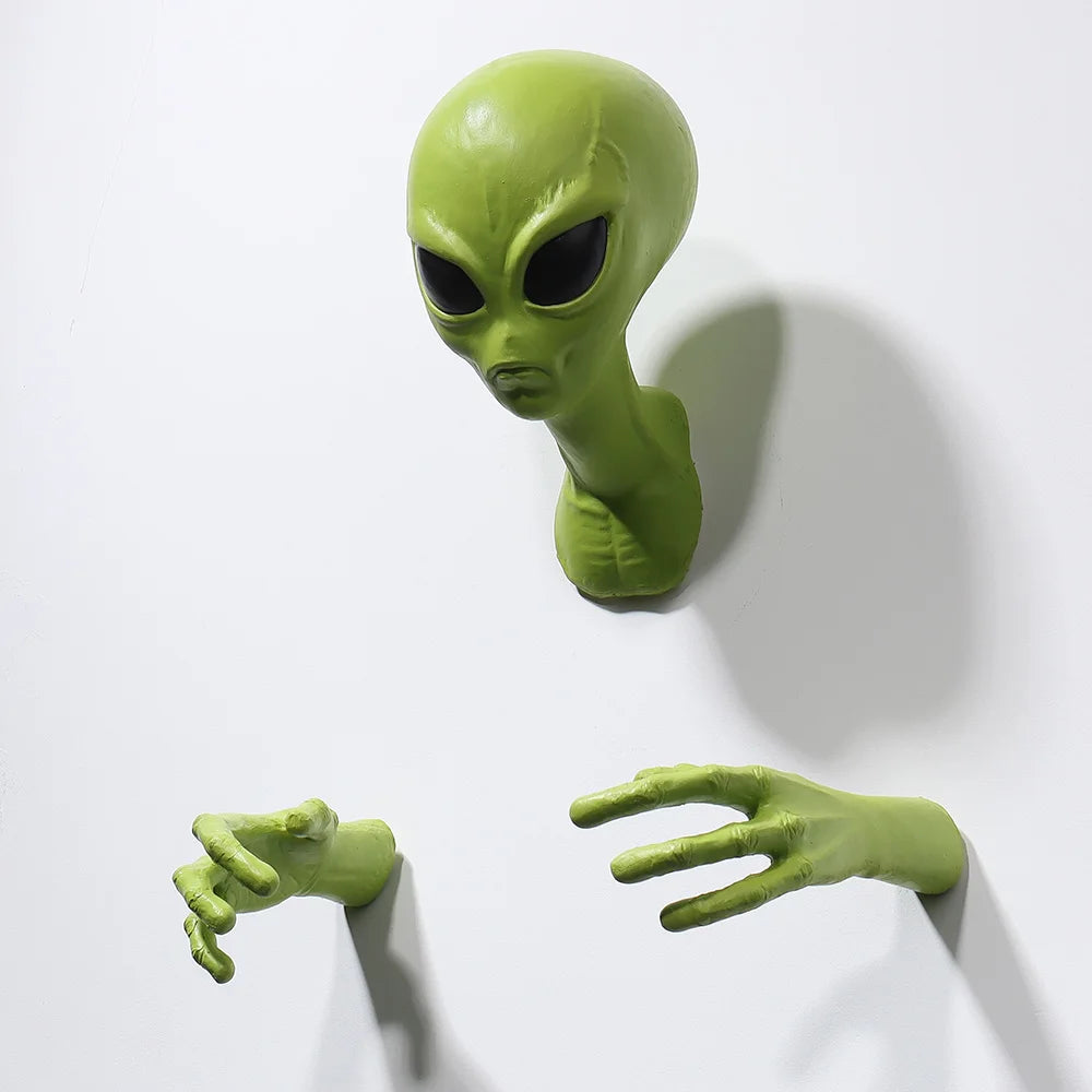 Alien Wall Ornament - Floral Fawna