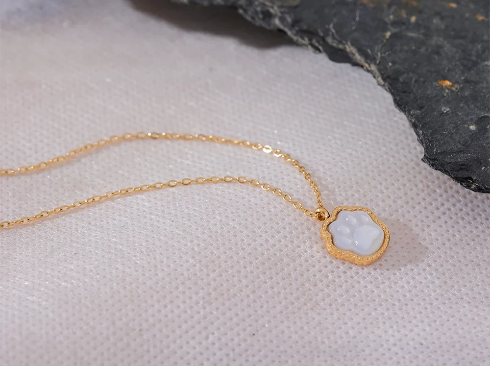 Gold Plated Paw Necklace - Floral Fawna