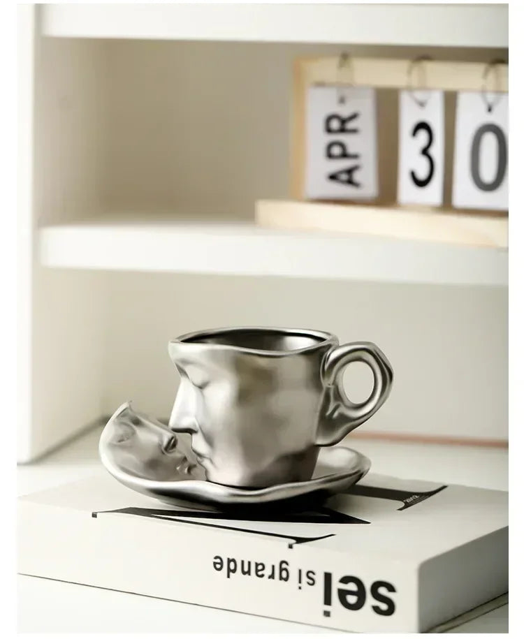 Kissing Ceramic Cup Tea Set - Floral Fawna