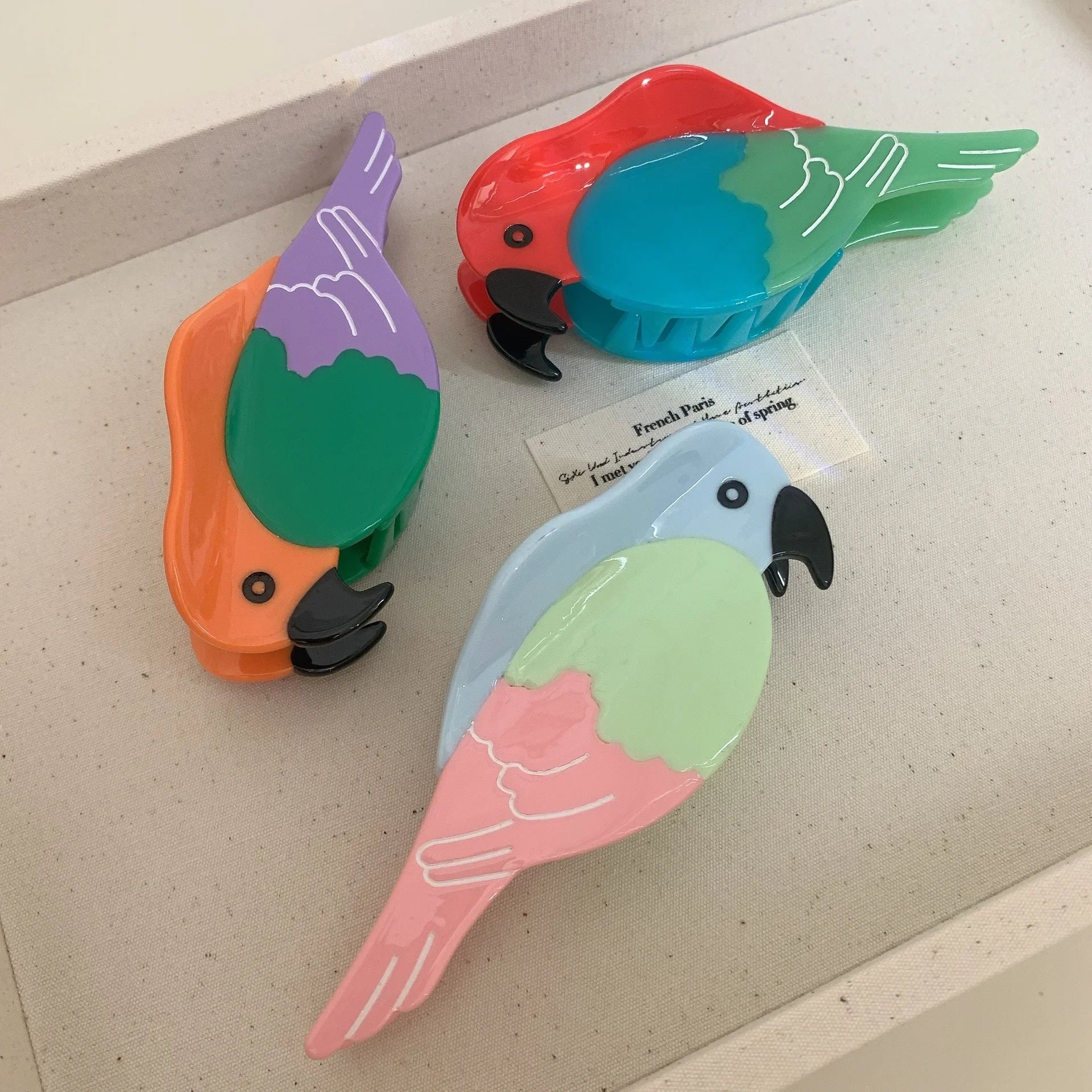 Parrot Claw Clip - Floral Fawna