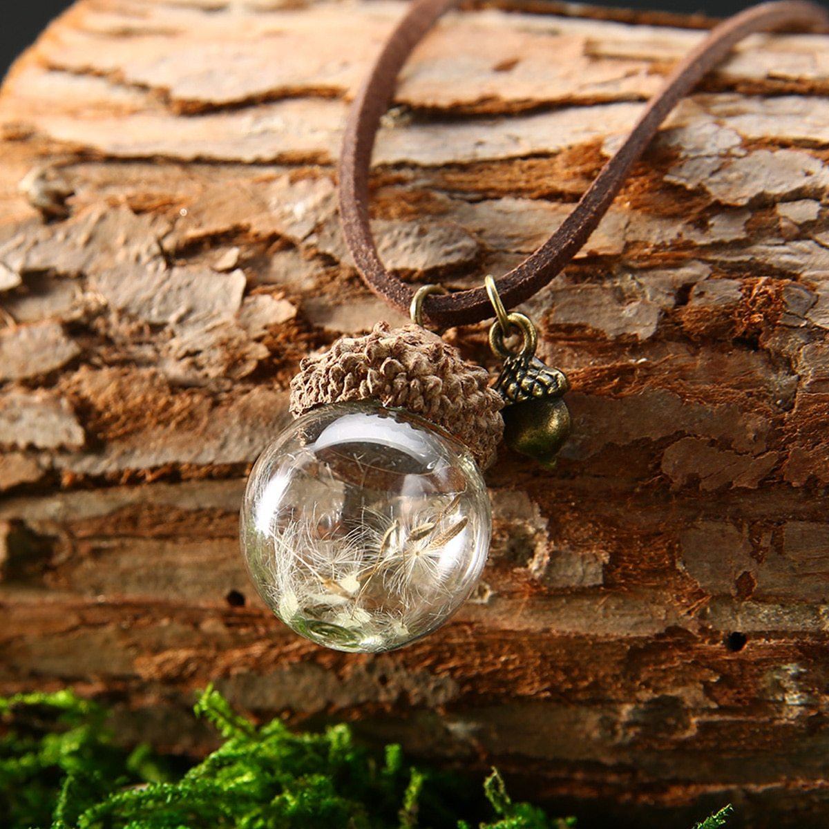 Acorn & Dandelions Glass Necklace - Floral Fawna
