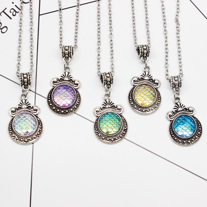 Colorful Mermaid Scale Necklace - Floral Fawna