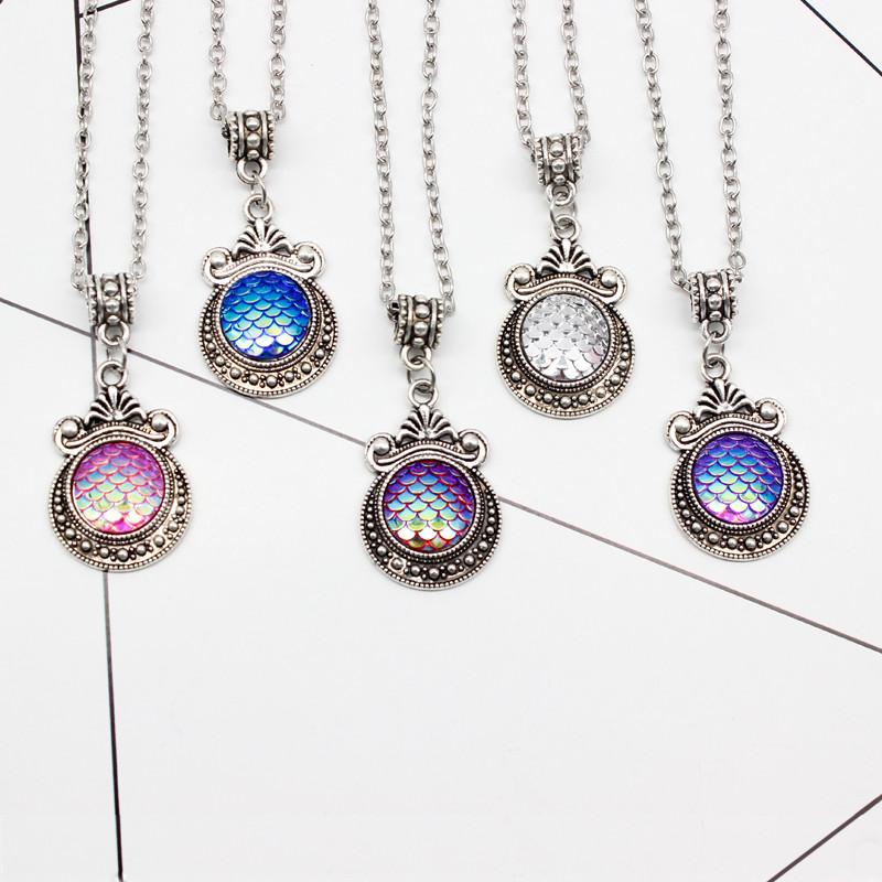 Colorful Mermaid Scale Necklace - Floral Fawna