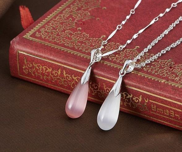 Moonstone & Rose Quartz Water Drop Necklace - Floral Fawna