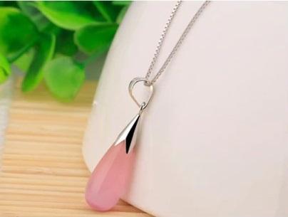 Moonstone & Rose Quartz Water Drop Necklace - Floral Fawna