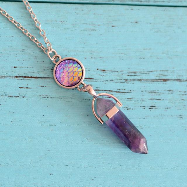 Natural Stone & Mermaid Scale Necklace - Floral Fawna