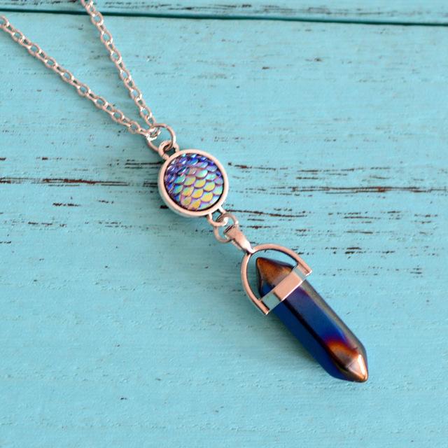 Natural Stone & Mermaid Scale Necklace - Floral Fawna