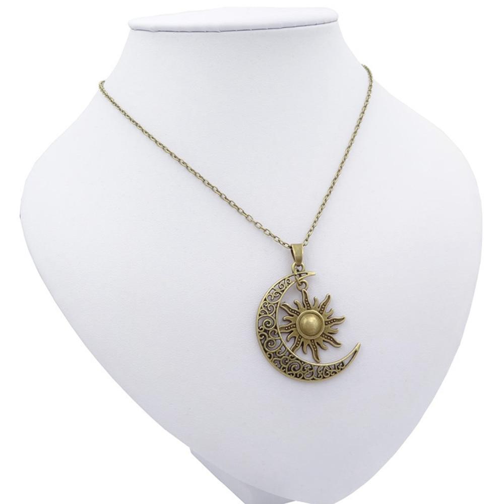 Retro Crescent Moon & Sun Necklace - Floral Fawna