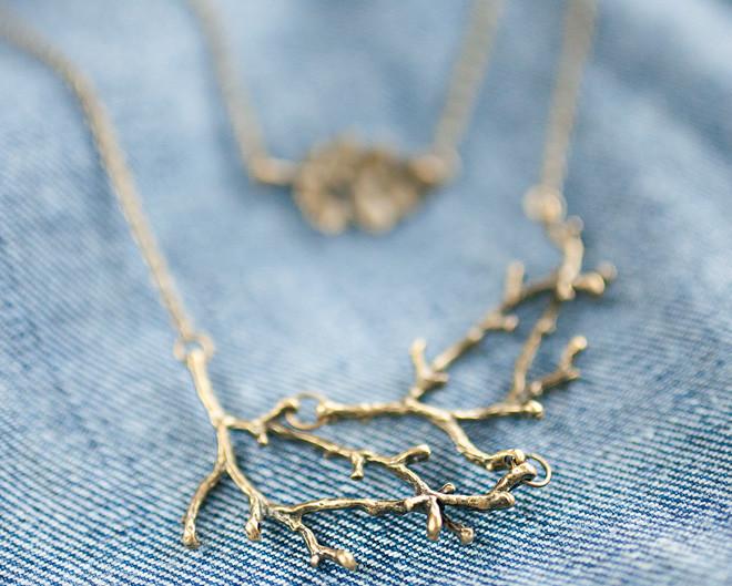 Vintage Style Leaf Branch Necklace - Floral Fawna