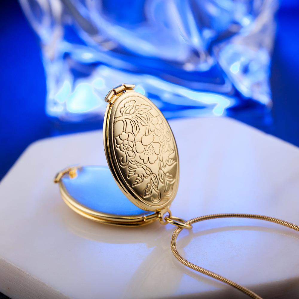 Rose Memory Locket Necklace - Floral Fawna