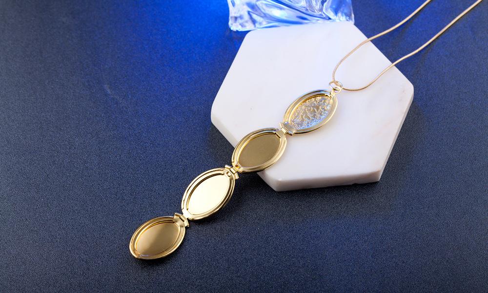 Rose Memory Locket Necklace - Floral Fawna
