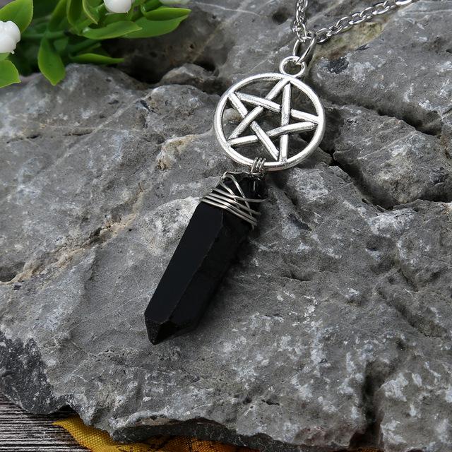 Wicca Charm & Aura Quartz Necklace - Floral Fawna