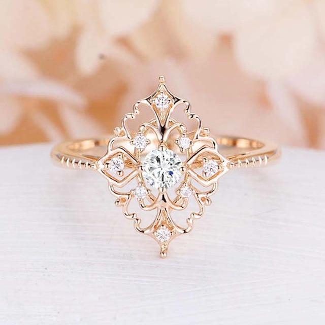 Baroque Style Flower Ring - Floral Fawna