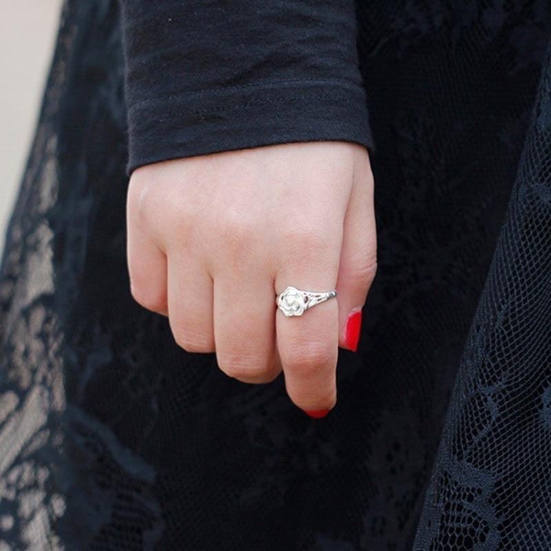 Captivating Rose Silver Ring - Floral Fawna
