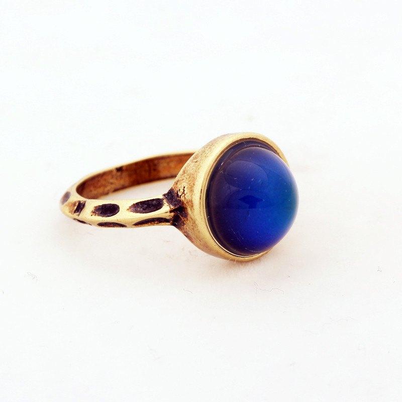 Magical Vintage Mood Ring - Floral Fawna