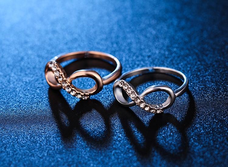 Rhinestone Infinity Ring - Floral Fawna