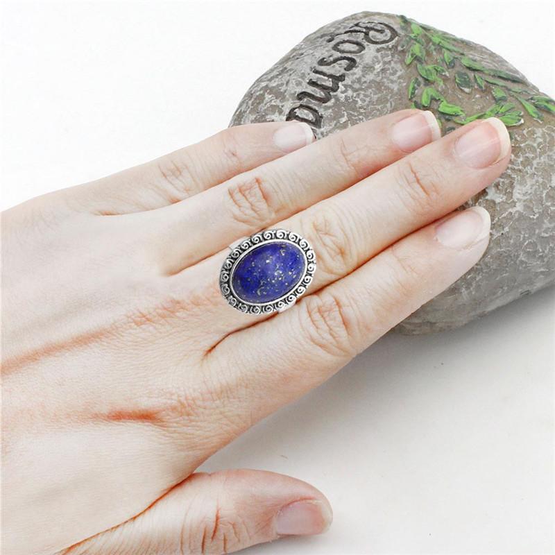 Vintage Style Oval Lapis Lazuli Ring - Floral Fawna
