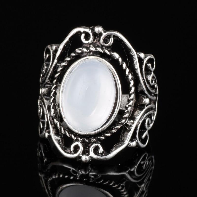 Vintage Style Oval Moonstone Ring - Floral Fawna