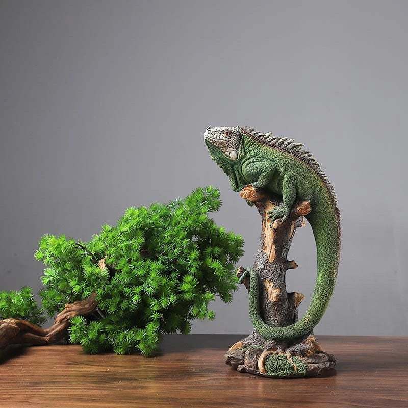 Realistic Iguana Sculpture