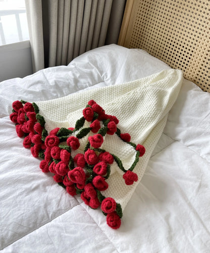 Red Rose Trim Circular Blanket
