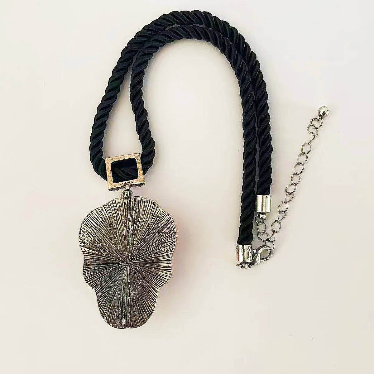 Skull Rope Necklace