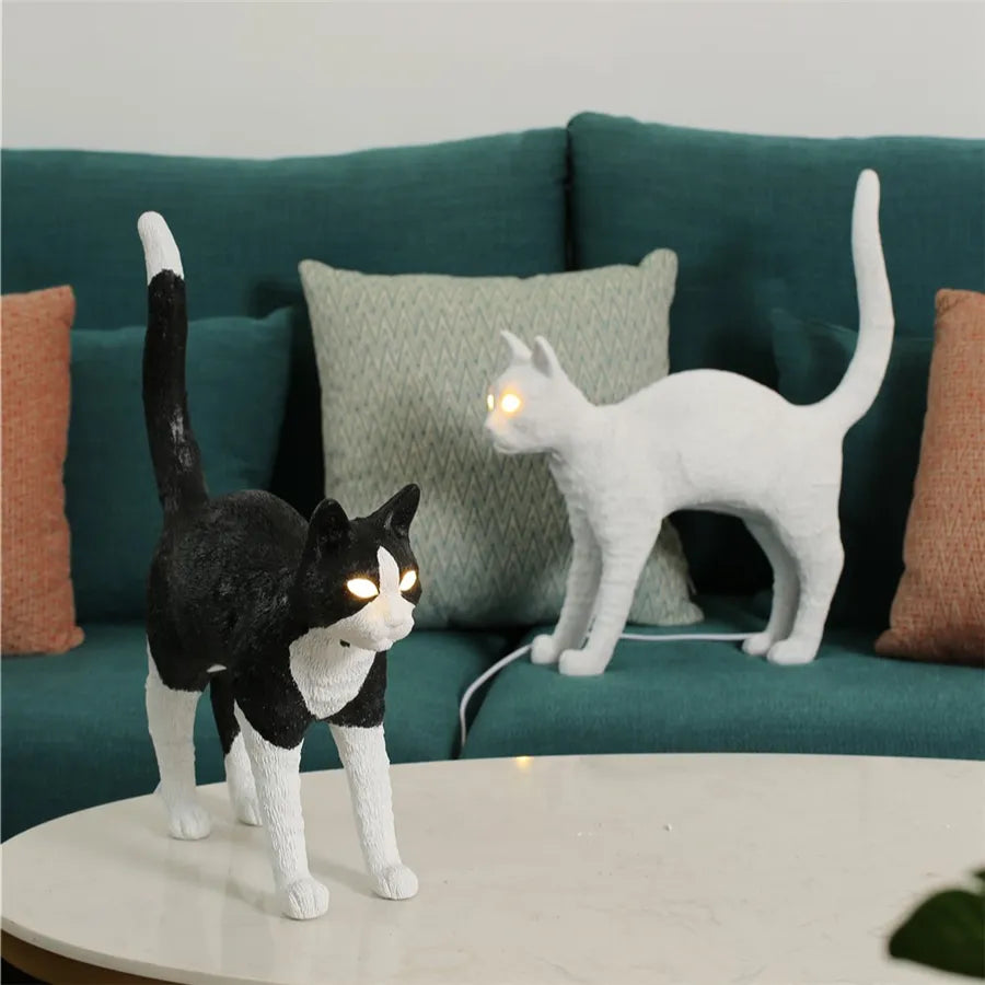 Startled Cat Table Lamp - Floral Fawna