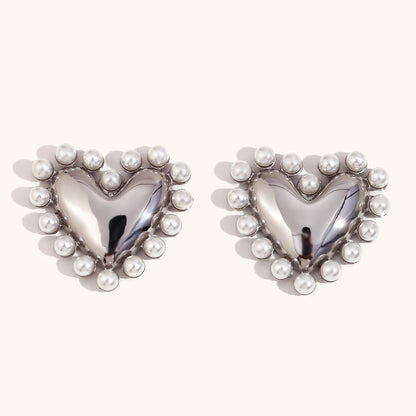 Heart &amp; Pearl Earrings