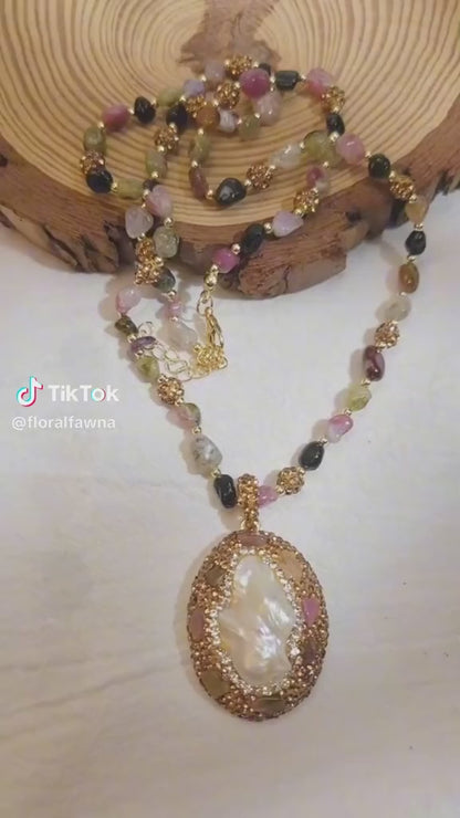 Baroque Chip Stone Necklace