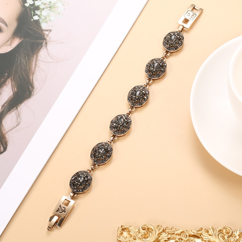 Luxurious Crystal Chain Bracelet