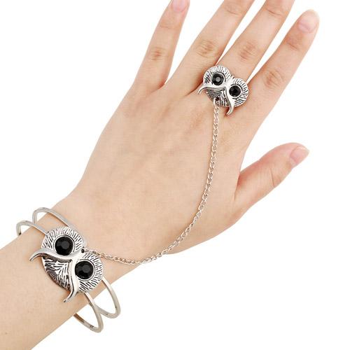 Bohemian Style Hand Chain Bracelet - Floral Fawna