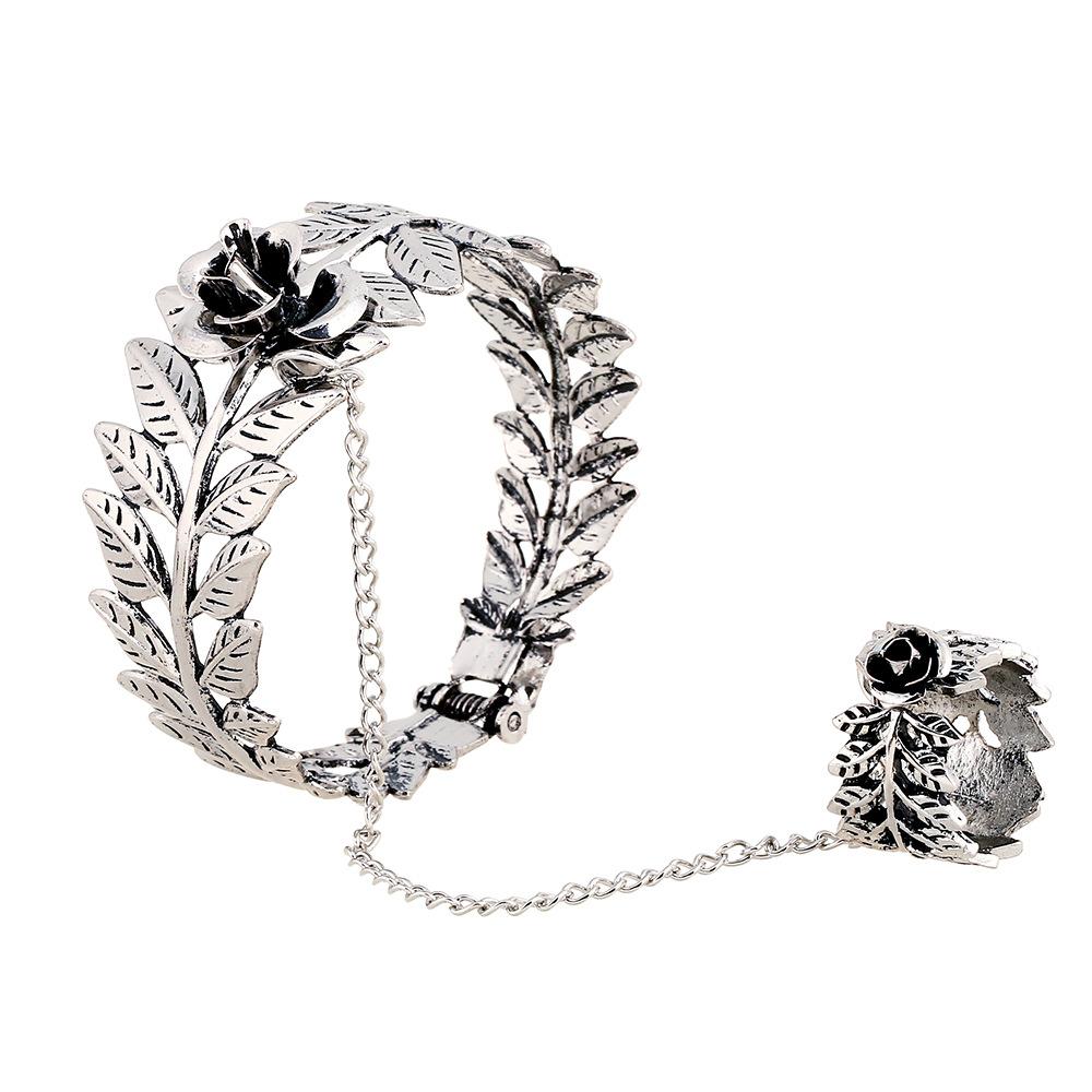 Bohemian Style Hand Chain Bracelet - Floral Fawna
