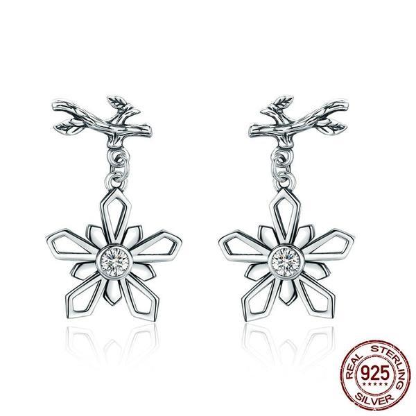 Hanging Snowflake Silver Earrings - Floral Fawna