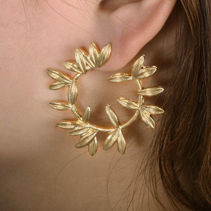 Leaf Wreath Round Earrings - Floral Fawna