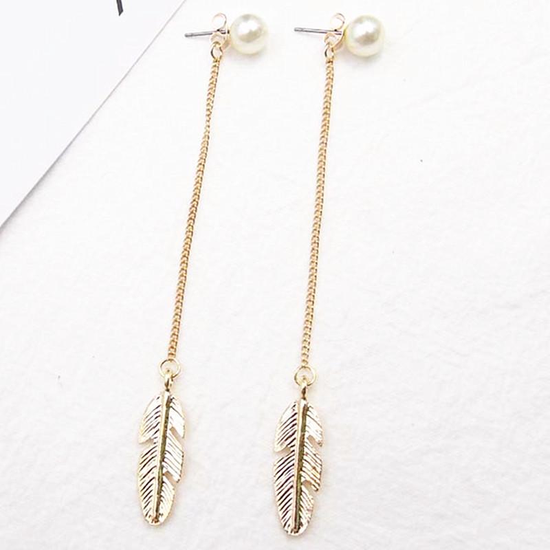 Pearl &amp; Dangling Feather Earrings - Floral Fawna