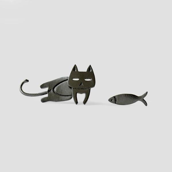 The Cute Cat & Fish Earrings - Floral Fawna