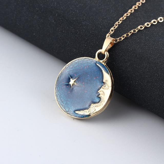 Enchanting Crescent Moon Necklace - Floral Fawna