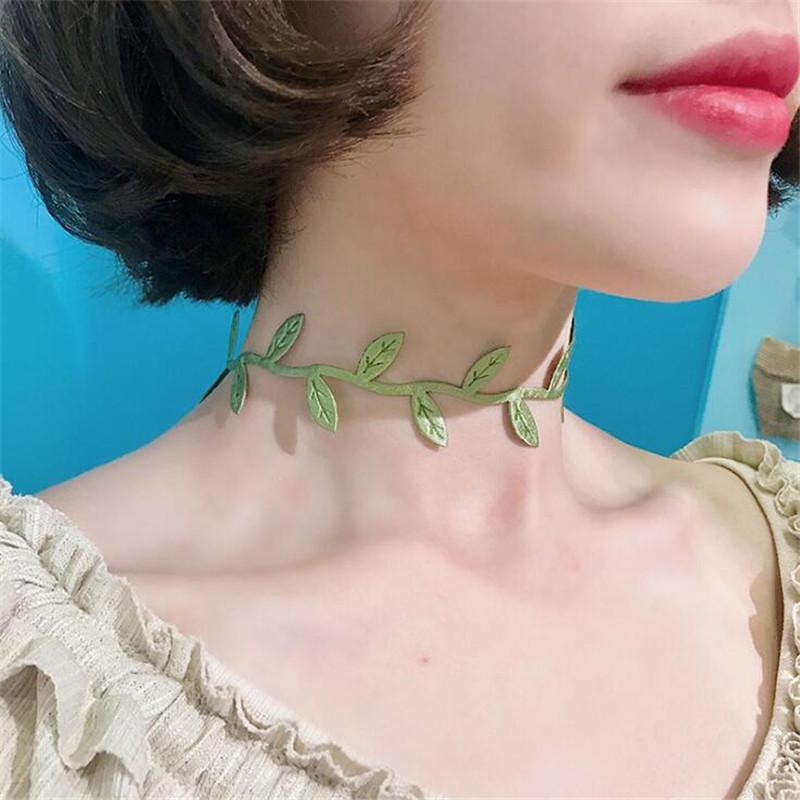 Green Leaves Choker Necklace - Floral Fawna