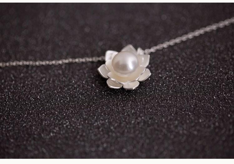 Lotus Pearl Sterling Silver Necklace - Floral Fawna
