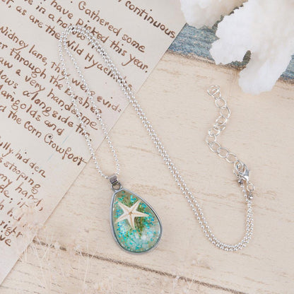 Resin Dried Flowers &amp; Starfish Necklace - Floral Fawna