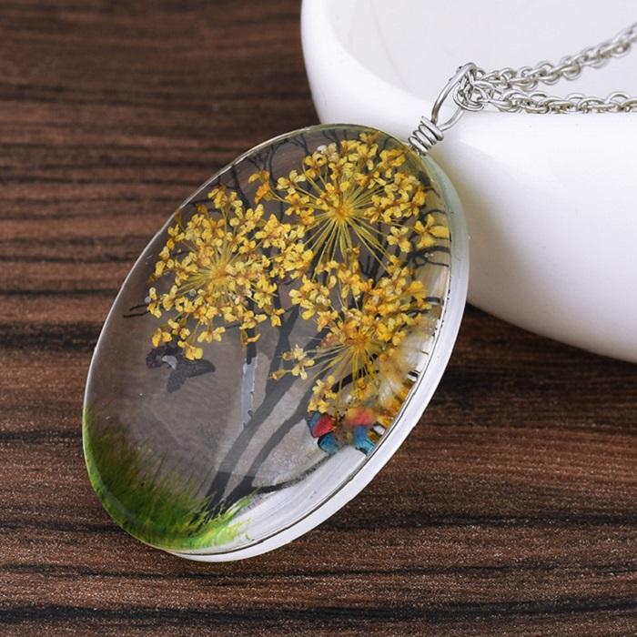 Resin Wishing Tree Necklace - Floral Fawna