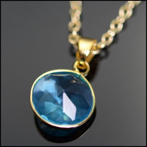 Round Gems Pendant Necklace - Floral Fawna