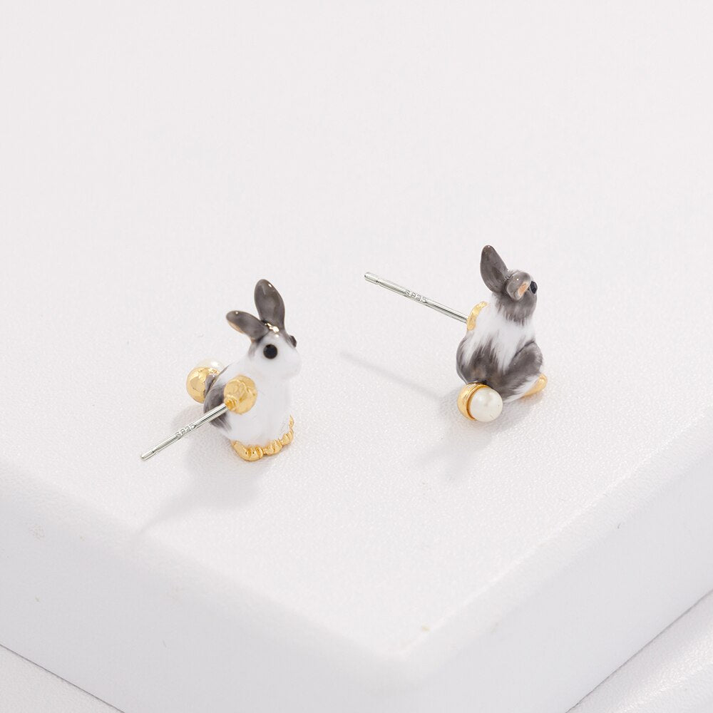 Bunny Pearl Stud Earrings - Floral Fawna