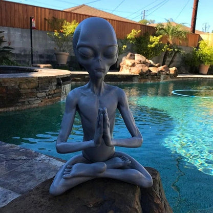 Meditating Alien Statue - Floral Fawna