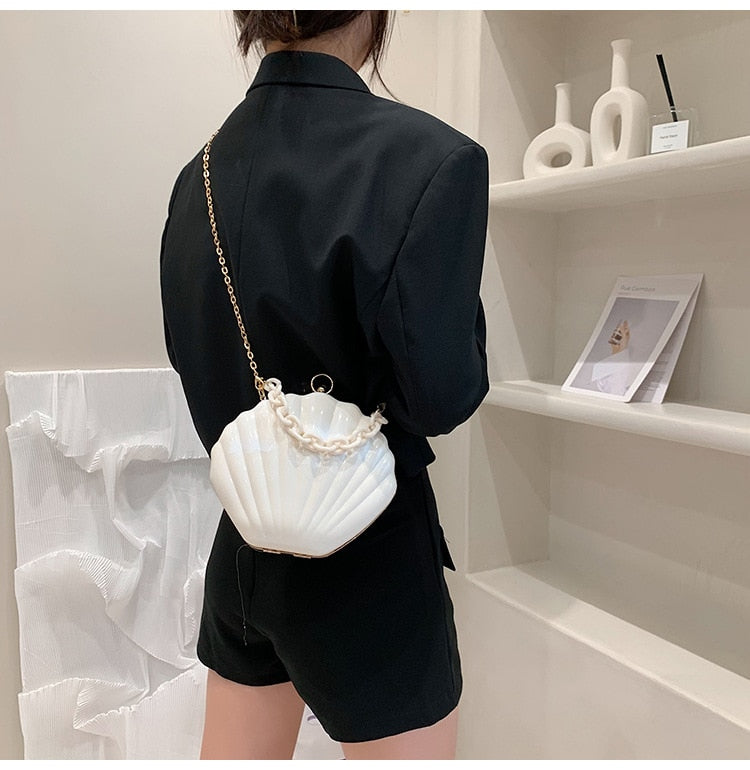 Chanel deals shell purse